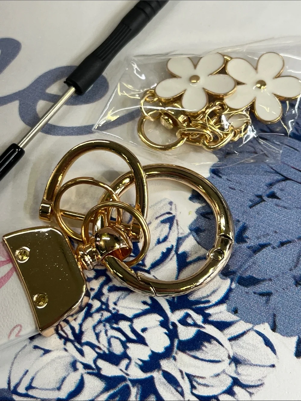 Wristlet Charm Kit